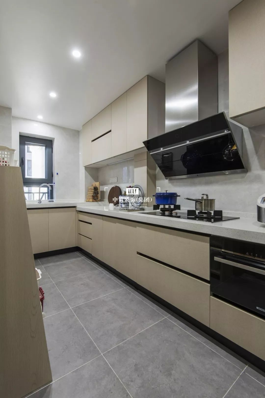 九夏云水 | 现代中式平层，白色基调的无限想象-28