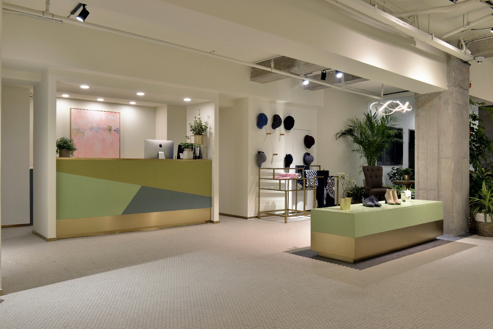 太原“晞庭设计师品牌店” 舒之家 女装店-1