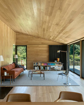 Divine House · 木质美景的现代诗丨United StatesSpringfield丨Landry Smith Architect