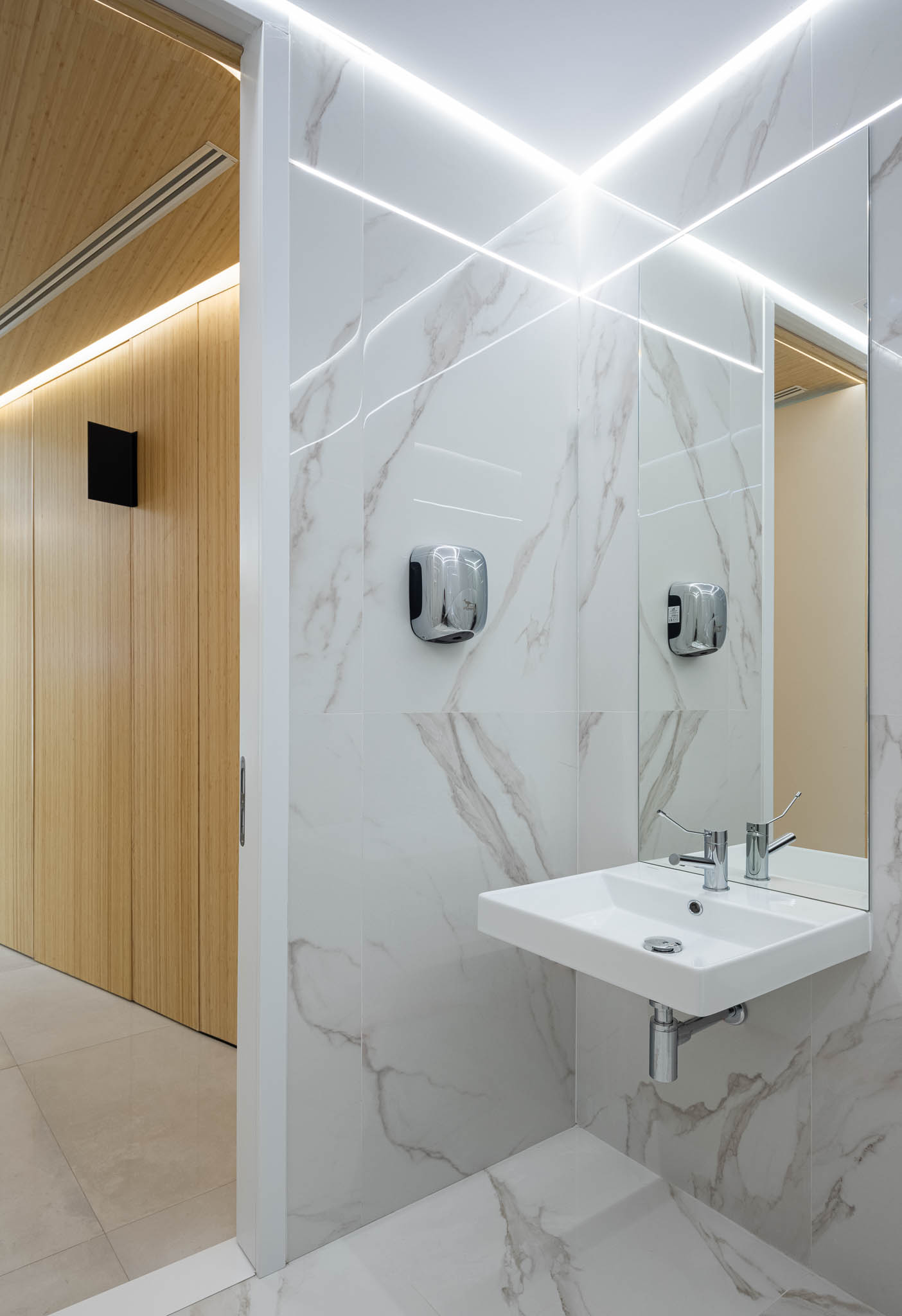 Clinica Dentária São Paulo 口腔医院丨Sabrab Architecture-15