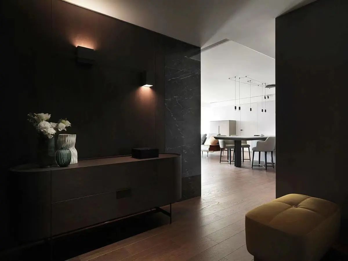 台中 132㎡灰棕色调住宅丨中国台中丨分子设计工作室-4