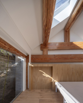 House of Borrowed Scenery / Atelier JingJing