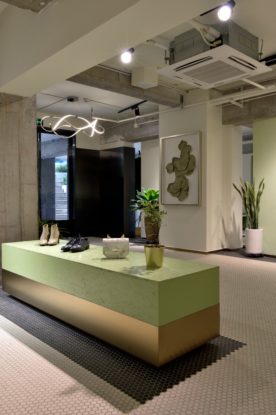 太原“晞庭设计师品牌店” 舒之家 女装店-5