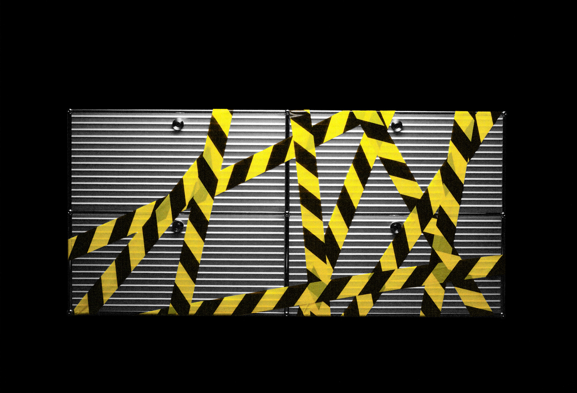 "Rimowa 与 USM 联手打造独特存储概念"-9