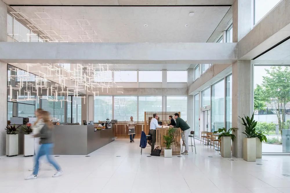 瑞士 St· Gallen 大学的 SQUARE 学习中心大楼丨Evolution Design 设计团队-25