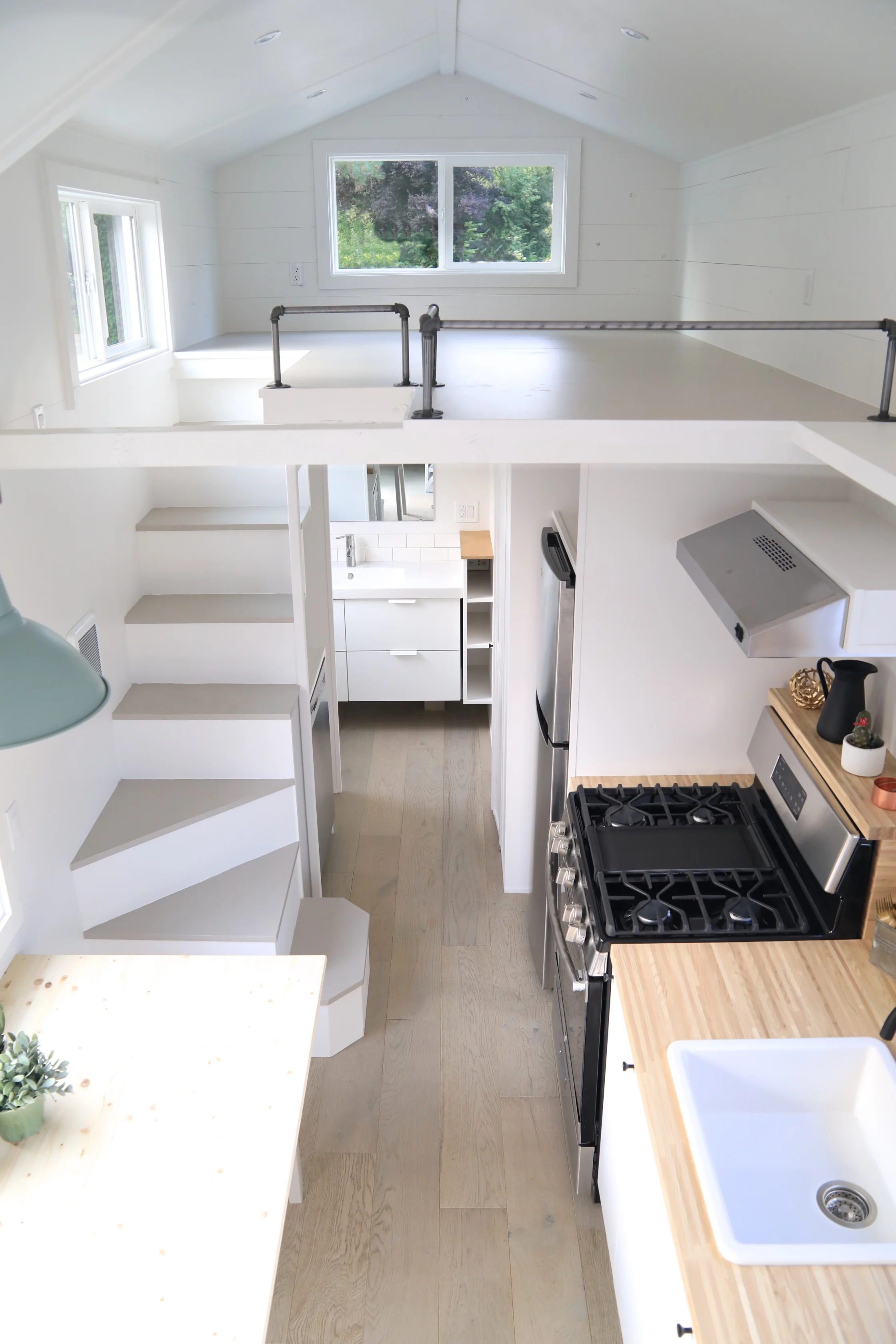 马里布·匠心之作机芯（注：Movement在钟表领域常指机芯，若不是钟表相关语境，Movement可根据实际情况译为装置活动等，但仅从这简短短语推测钟表语境更合理，若有其他背景信息可进一步调整） -11