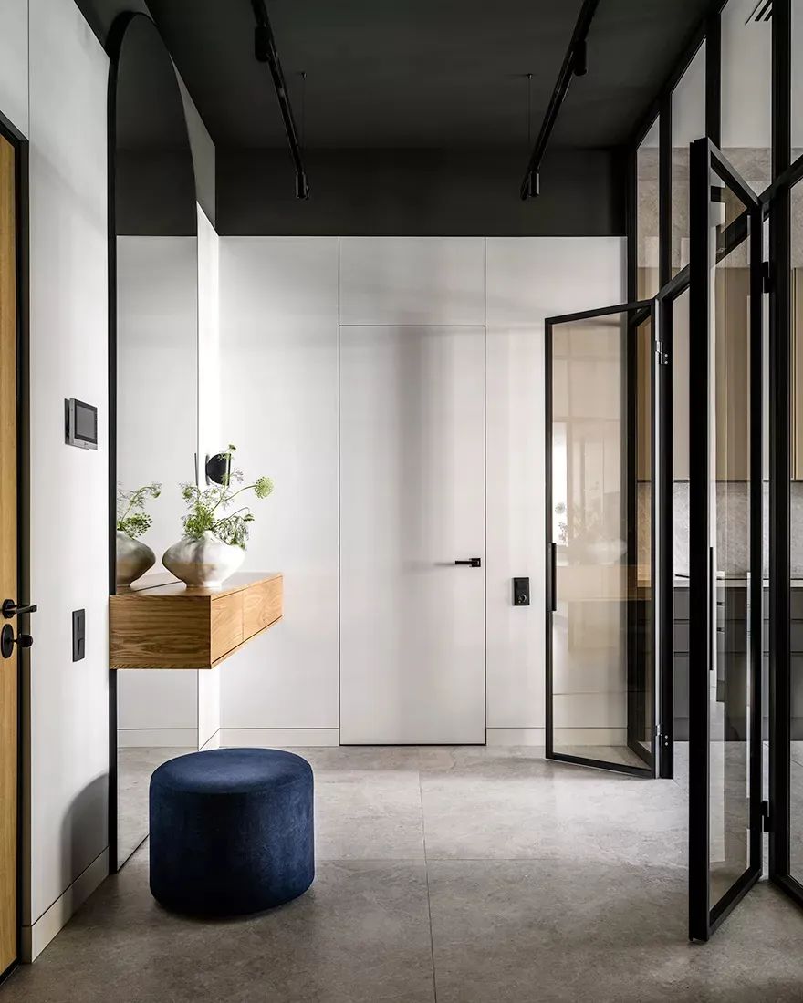 川谷堂三口之家 Loft 设计丨Dinamika Architects-0