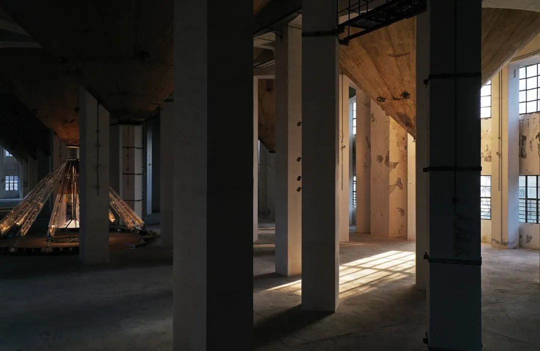 “时光沙漏”建筑装置丨中国上海丨裸筑更新-16