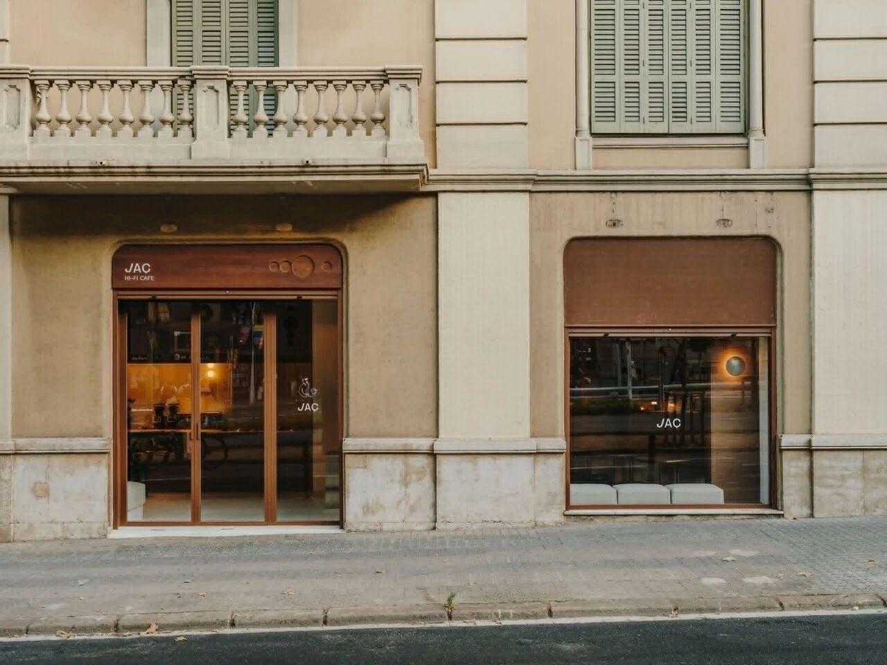 JAÇ HiFi Café 日间咖啡馆丨西班牙巴塞罗那丨Isern Serra Studio-5