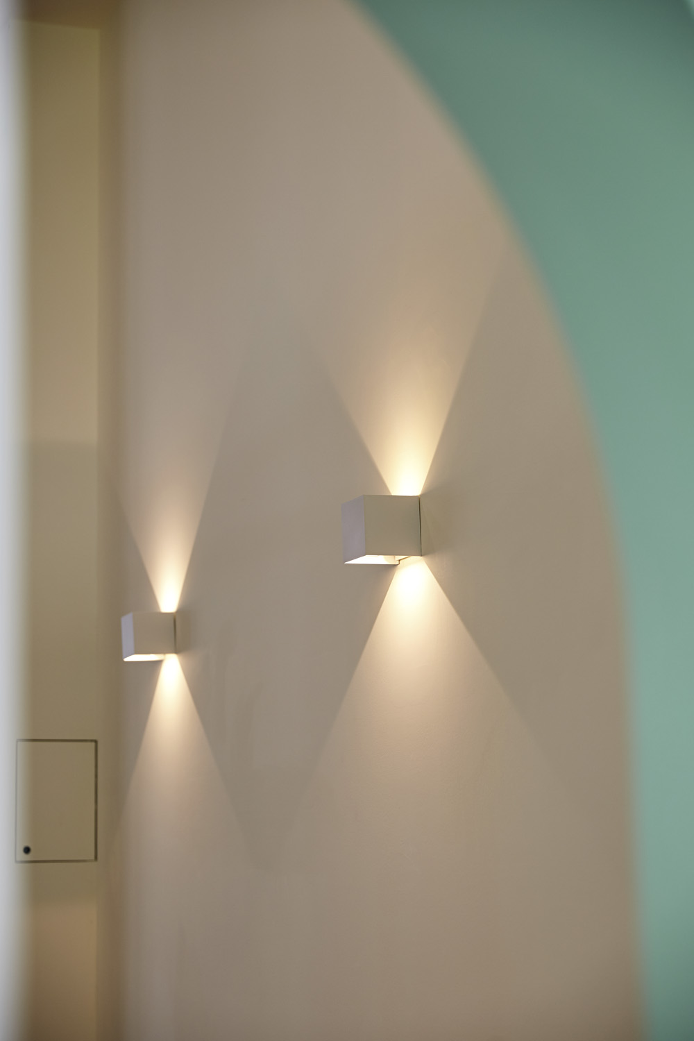 12 坪南杨州甜品店 极简设计魅力-13