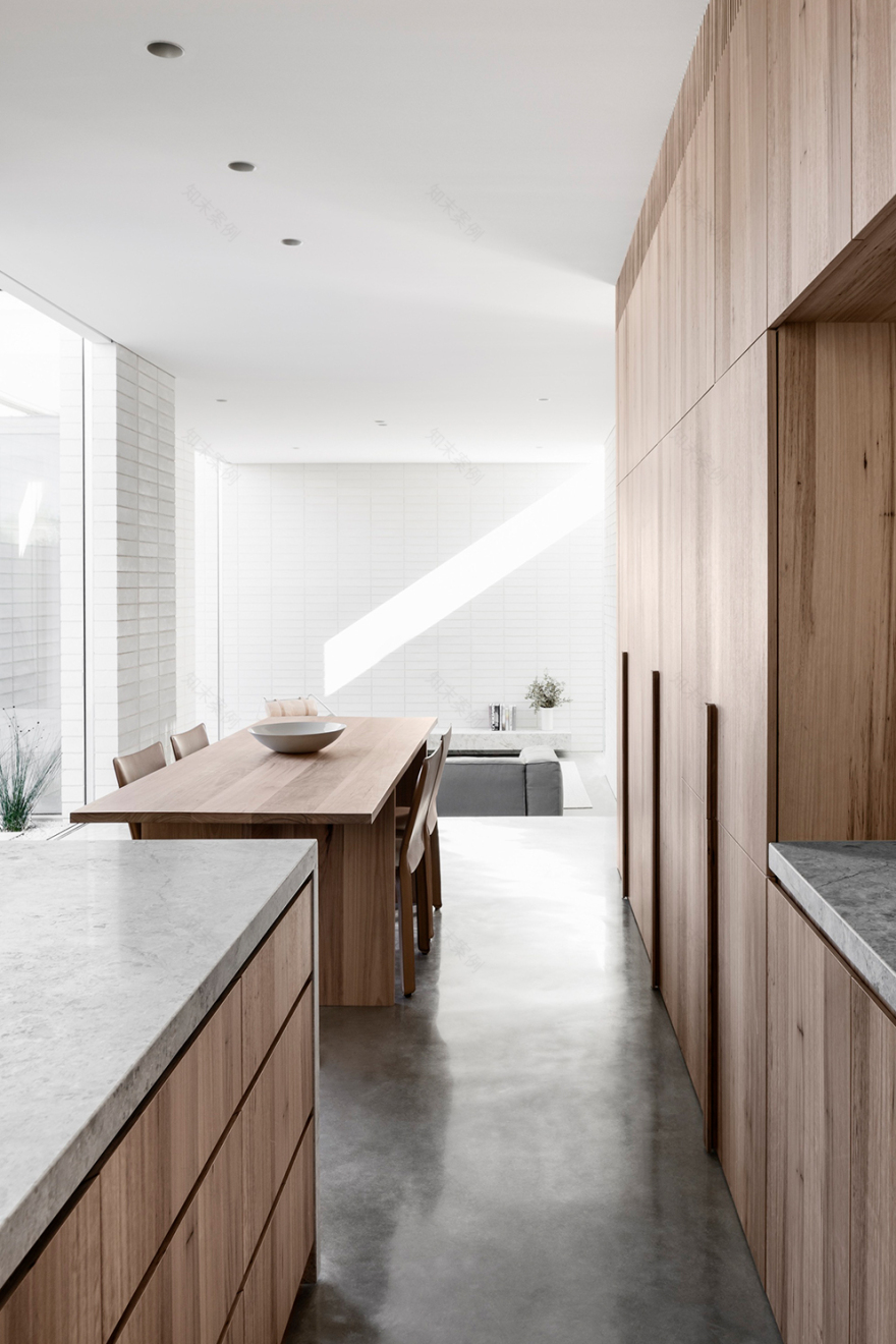 Edsall Street 住宅 | 砖石与光的现代对话-12