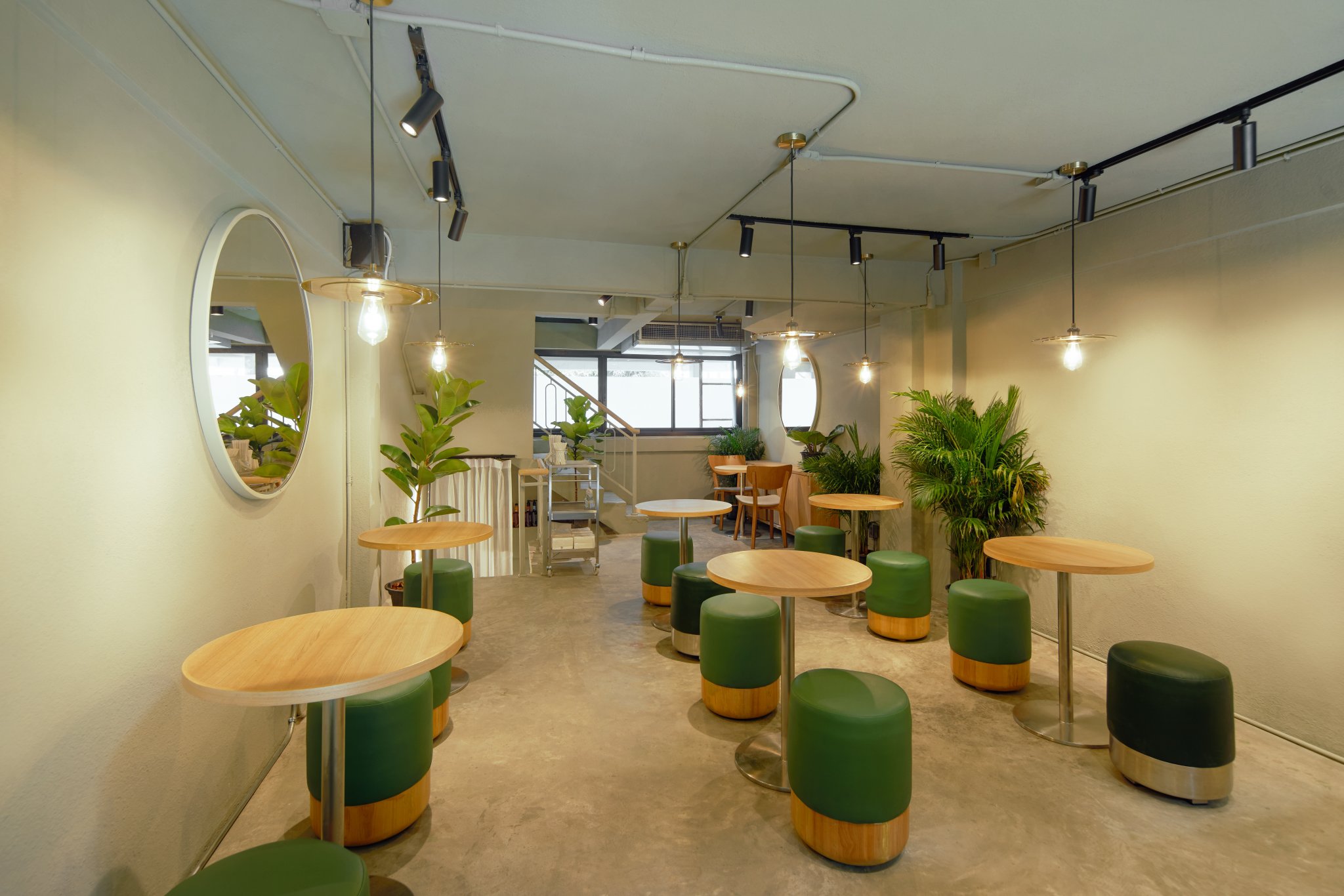 曼谷绿色森林里的简约艺术咖啡厅丨泰国曼谷丨Taste Space Co.,Ltd.-11