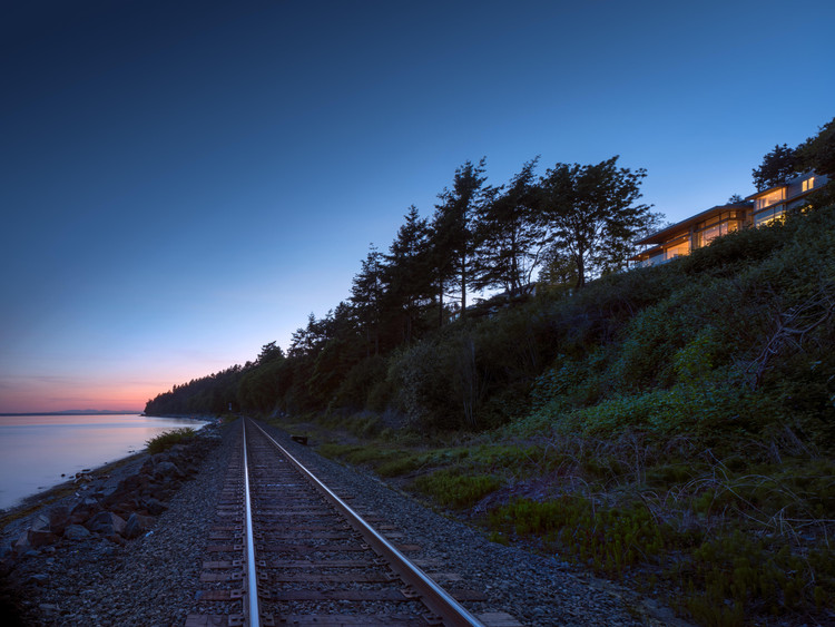 悬崖之上的宁静居所-20