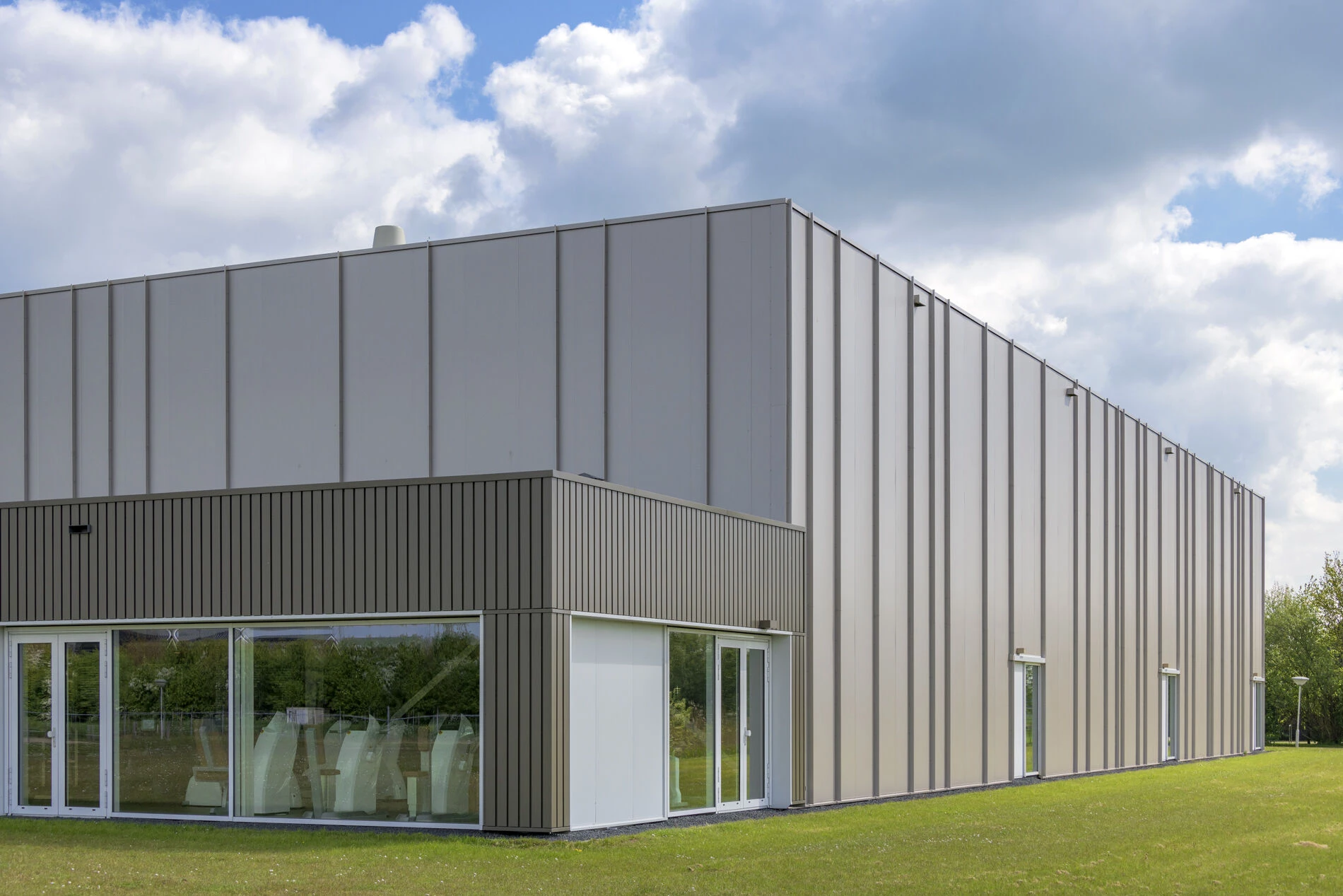 多功能运动馆 Maurik丨荷兰丨Slangen + Koenis Architecten-5