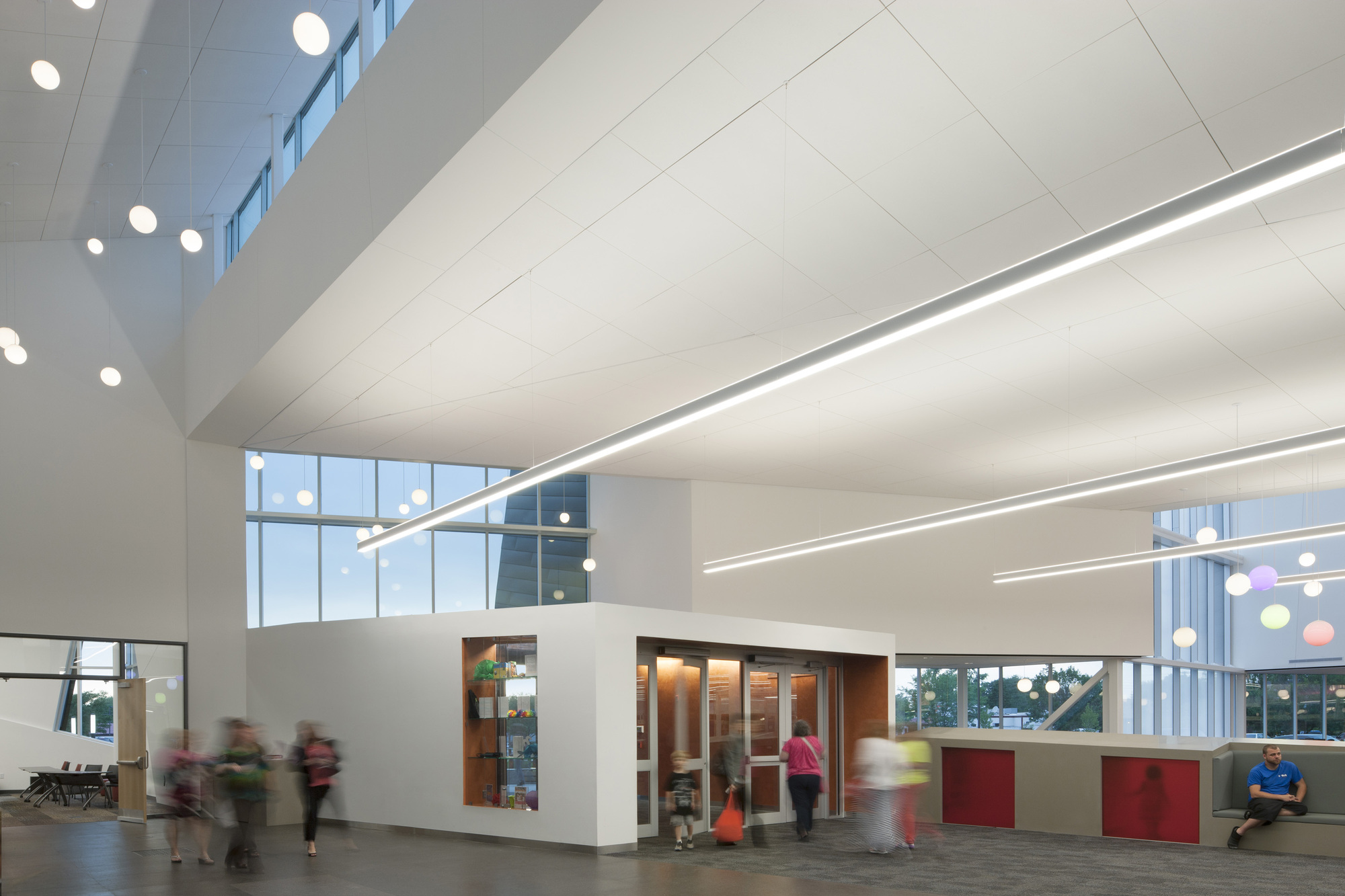 Louisville Free Public Library Southwest / JRA Architects + MSR-20