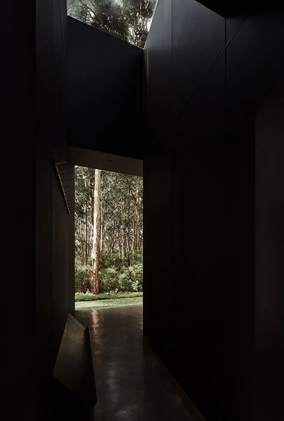 MORQ 建筑事务所打造简约纯粹的意大利海滨别墅-104