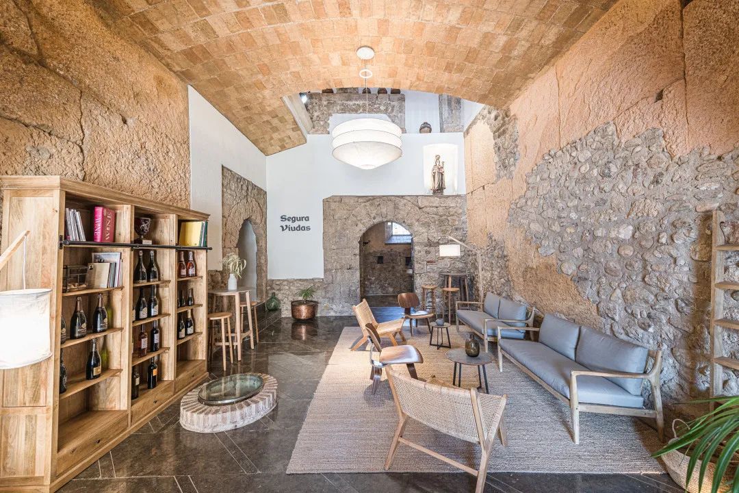 穿越时空的葡萄酒窖设计丨西班牙-19