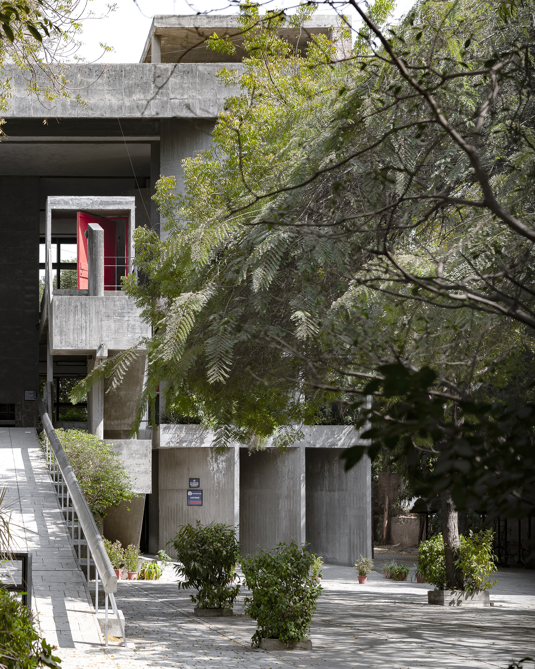 棉纺织协会大楼丨印度丨勒·柯布西耶-15