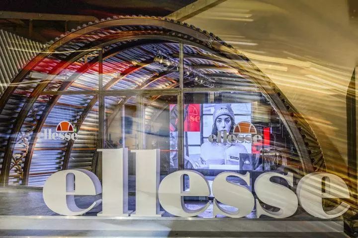 【192期】 最新服装展厅空间设计-28