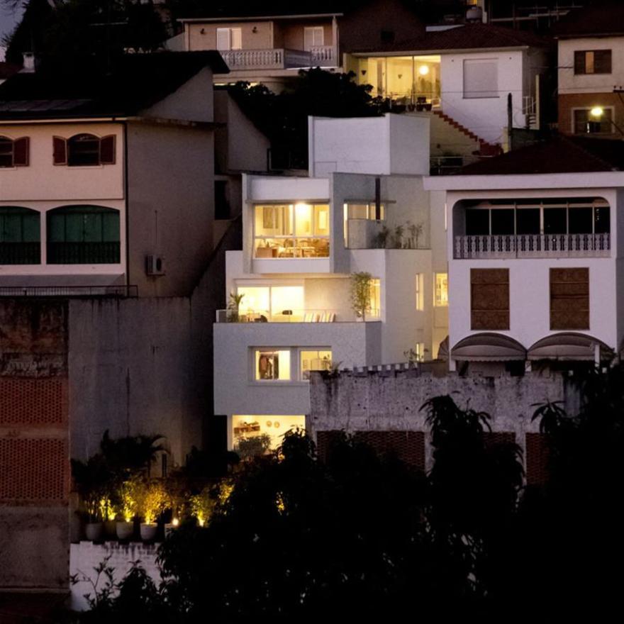 巴西圣保罗的现代化绿色住宅设计-1