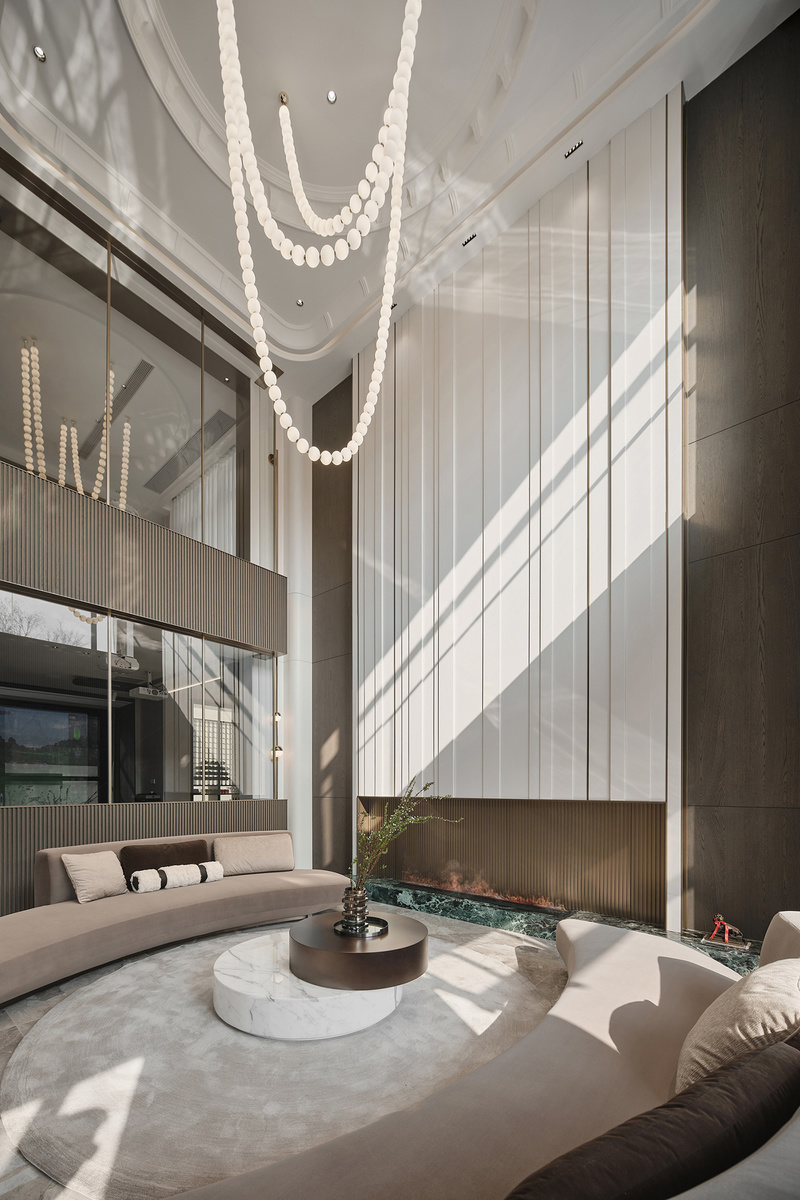 现代轻奢风别墅豪宅，个性突破的趣味空间-1