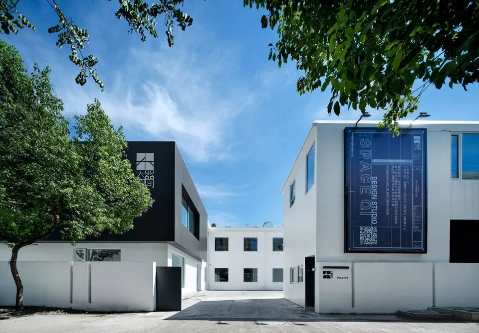 几何秩序中的创意空间——QI STUDIO 白墙之下-11