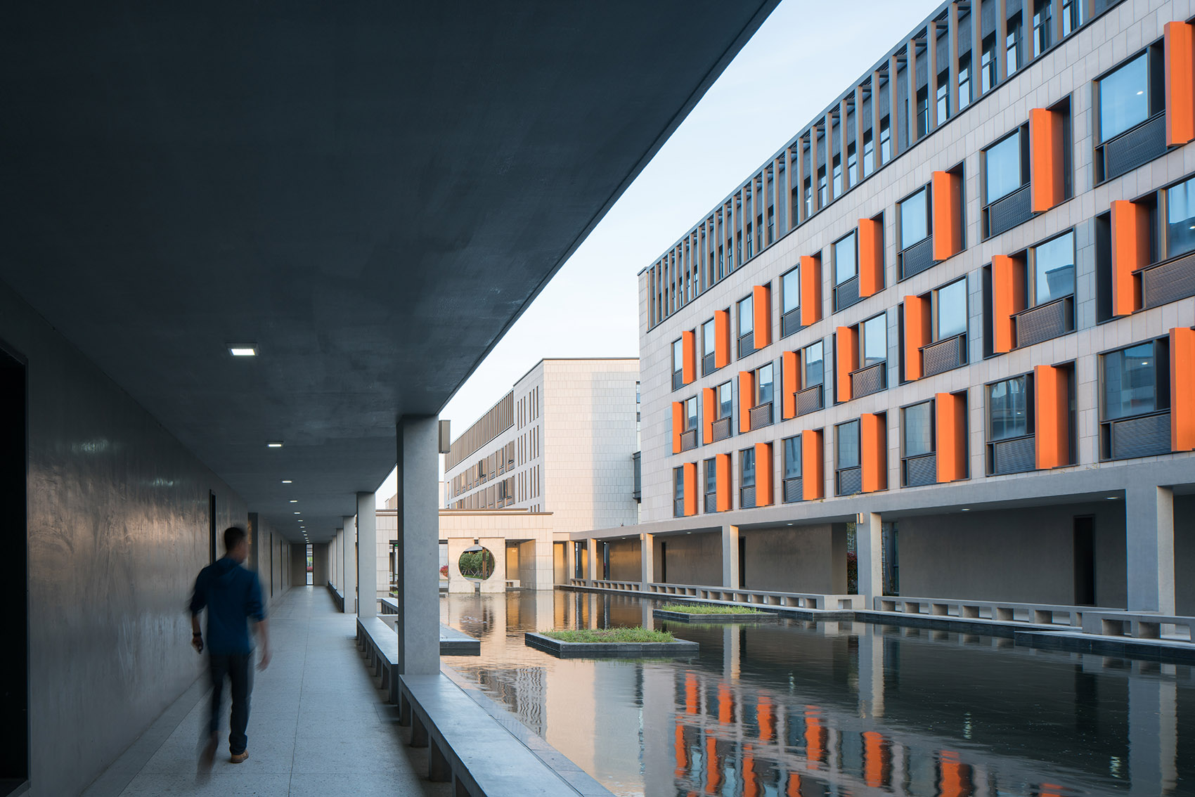 庭院深深 & 泰州中学新校区 / 华南理工大学建筑设计研究院-36