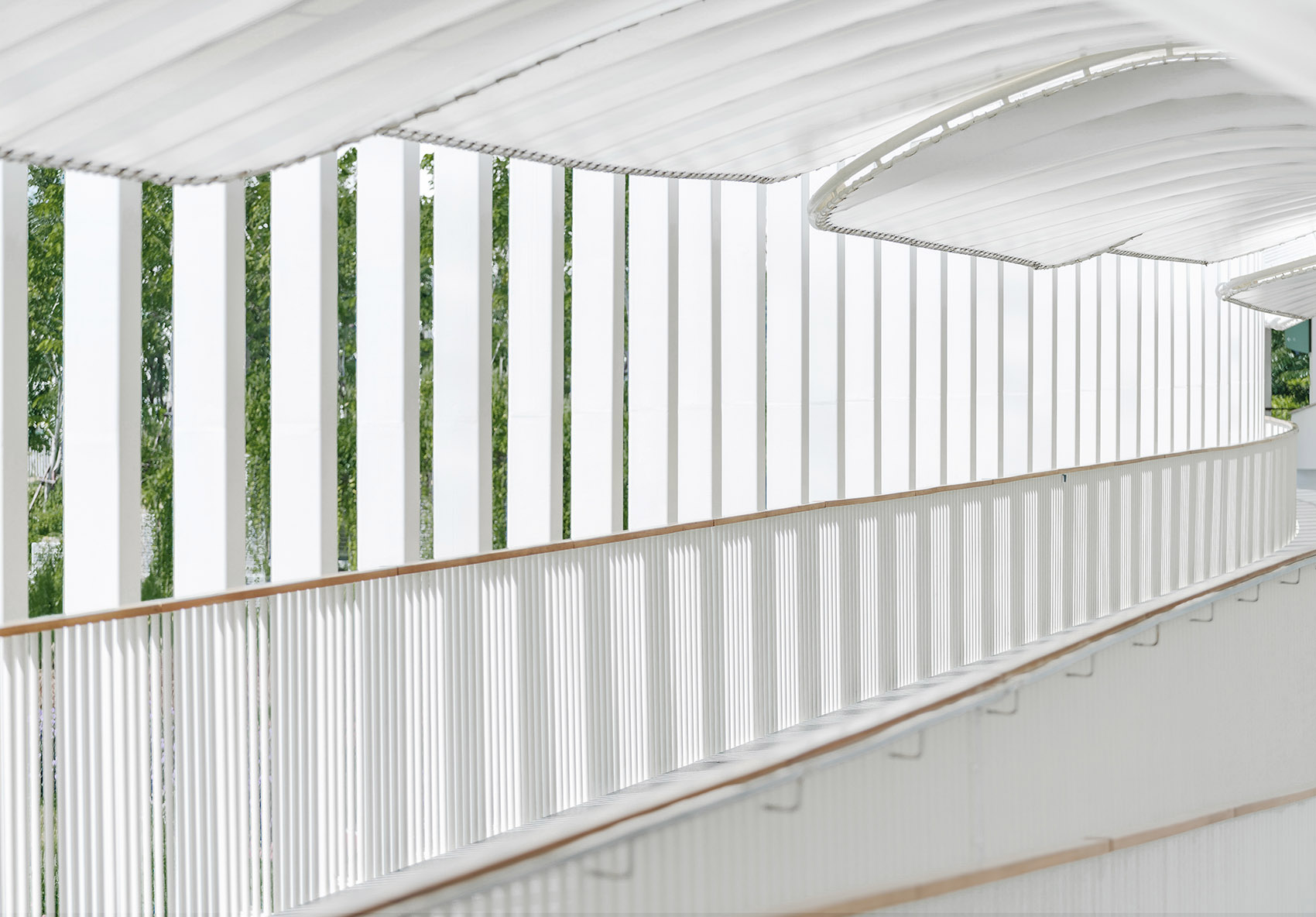 Megapark商业综合体改造,曼谷 / Architectkidd-30