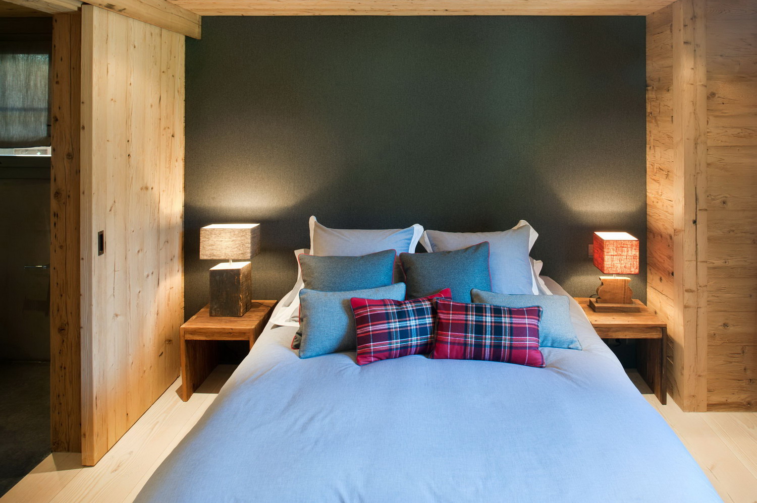 瑞士旷野中的原木生活-31