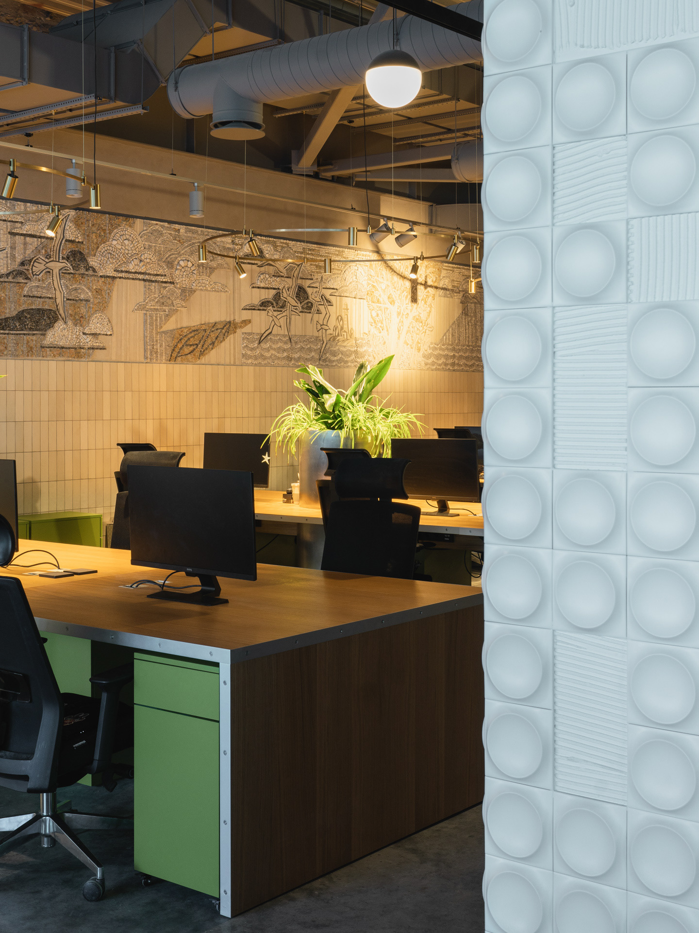 Gold Apple 办公室丨Egor Bogomolov 等-31