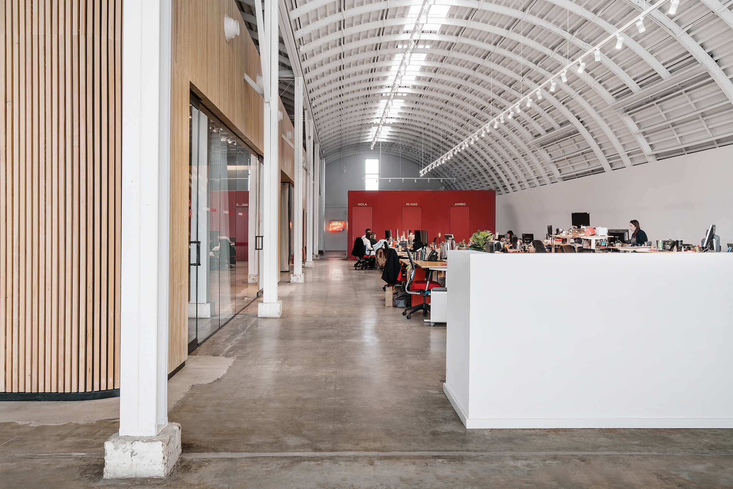 弧形历史建筑的现代重生-17