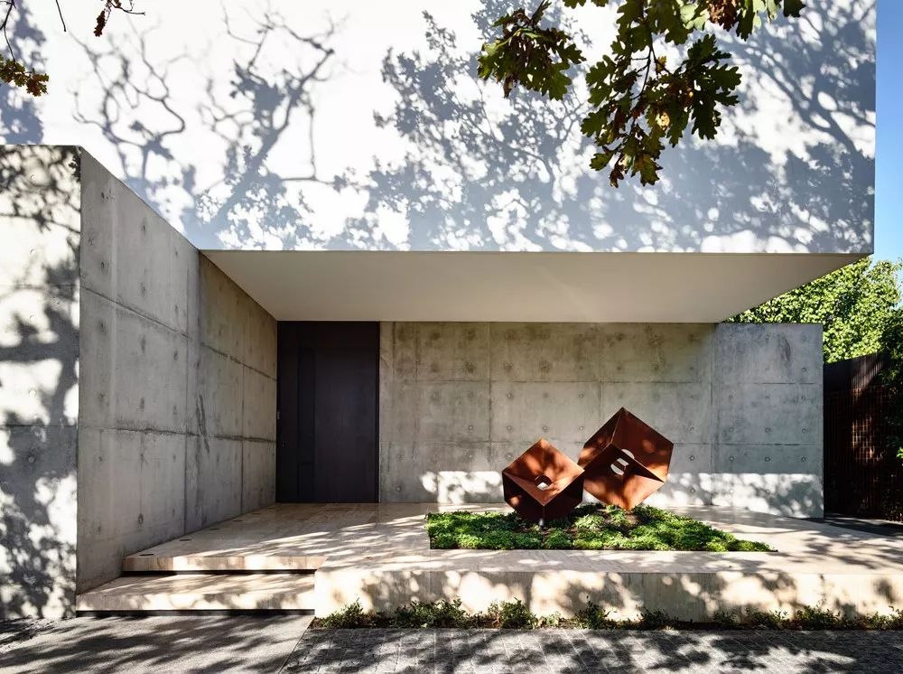 Workroom | 极简美学与功能平衡的室内设计-50