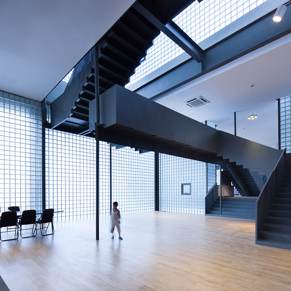 宁波柯力博物馆－混凝土框架与玻璃盒交响曲-40