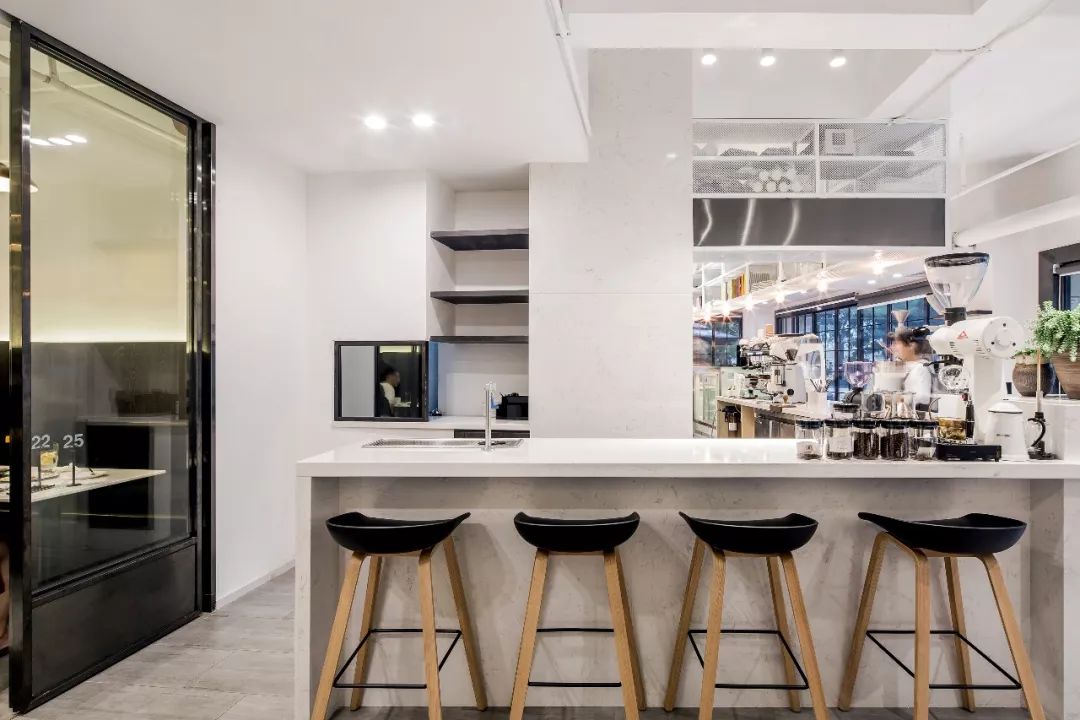 味匠咖啡厅 | 简约黑白演绎咖啡风情-15