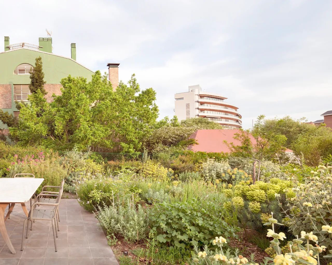 隐匿私宅,精神的乌托邦丨西班牙巴塞罗那丨SOG design-16