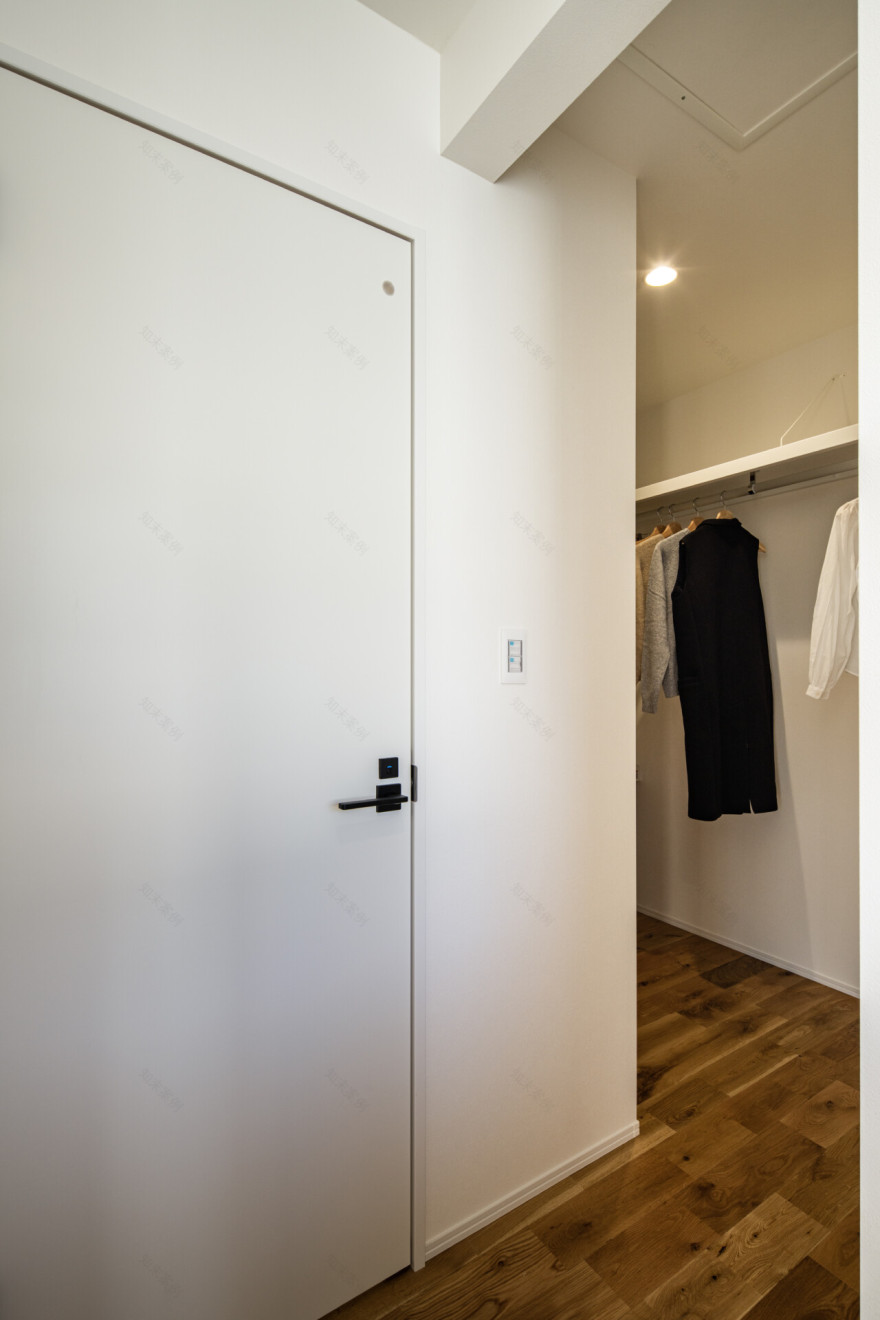 「家族がゆっくり過ごせるヌックのある家」(“有壁龛的家”)-10