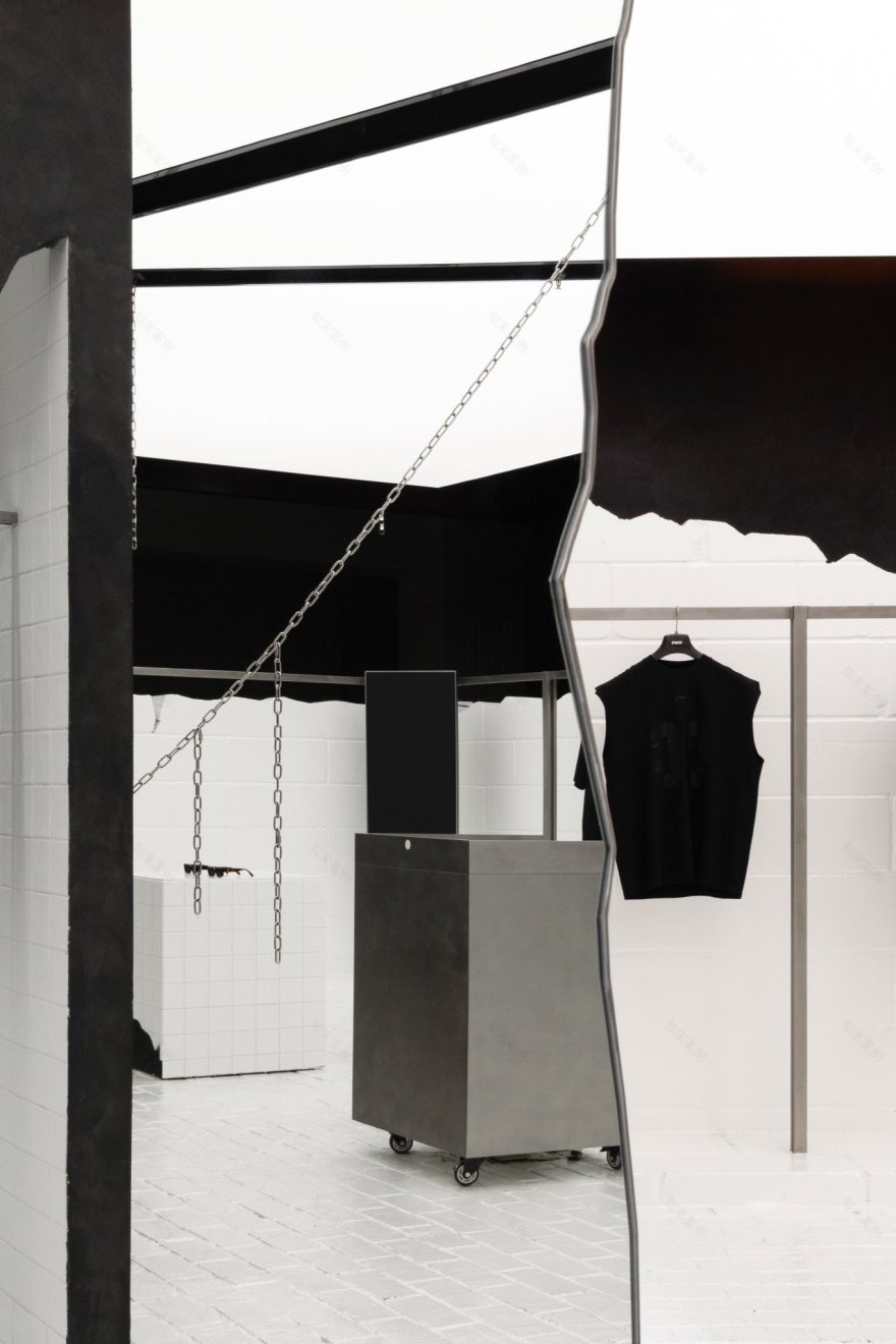 PMW Next-Gen Street Culture Label Store by ADS-11