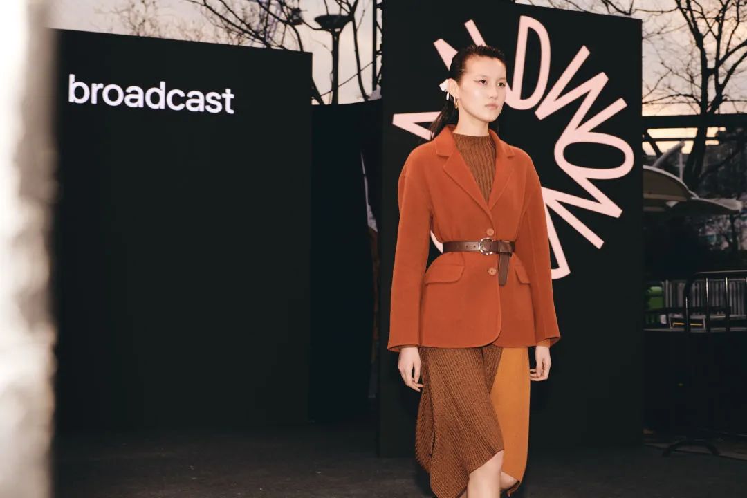 星际狂想派对丨播 Broadcast-2