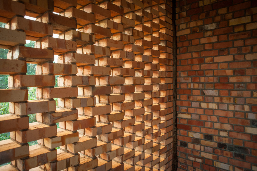 乌干达乡村社区健康教育中心-32