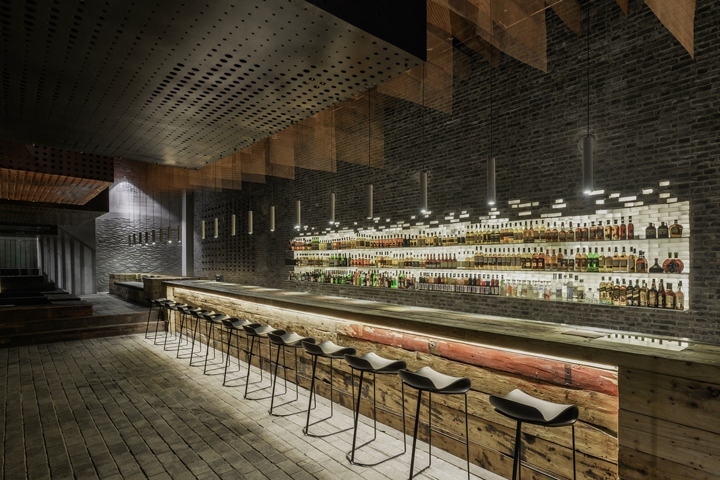 BLUE 建筑设计室的酒吧设计-1