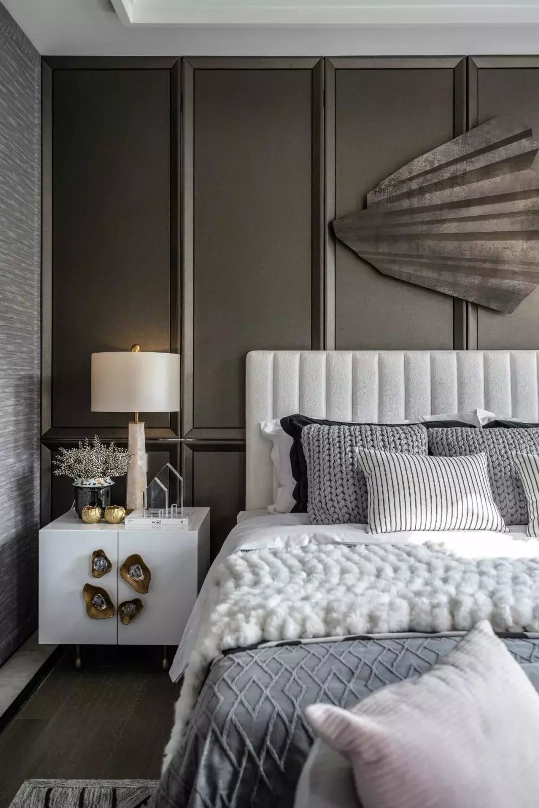 遵义实地蔷薇国际别墅，自由灵魂的极简美学空间-33