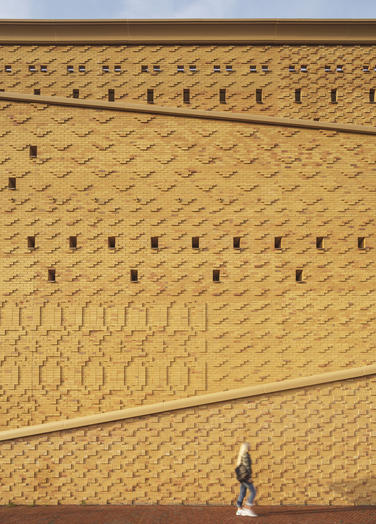 兹沃勒卡特沃尔德广场停车场丨荷兰兹沃勒丨L. van der Pol等团队-30