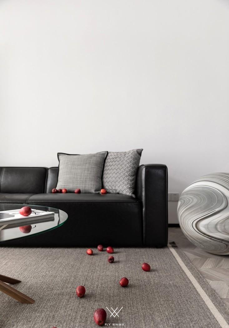 极简空间中的情感表达与治愈元素-6