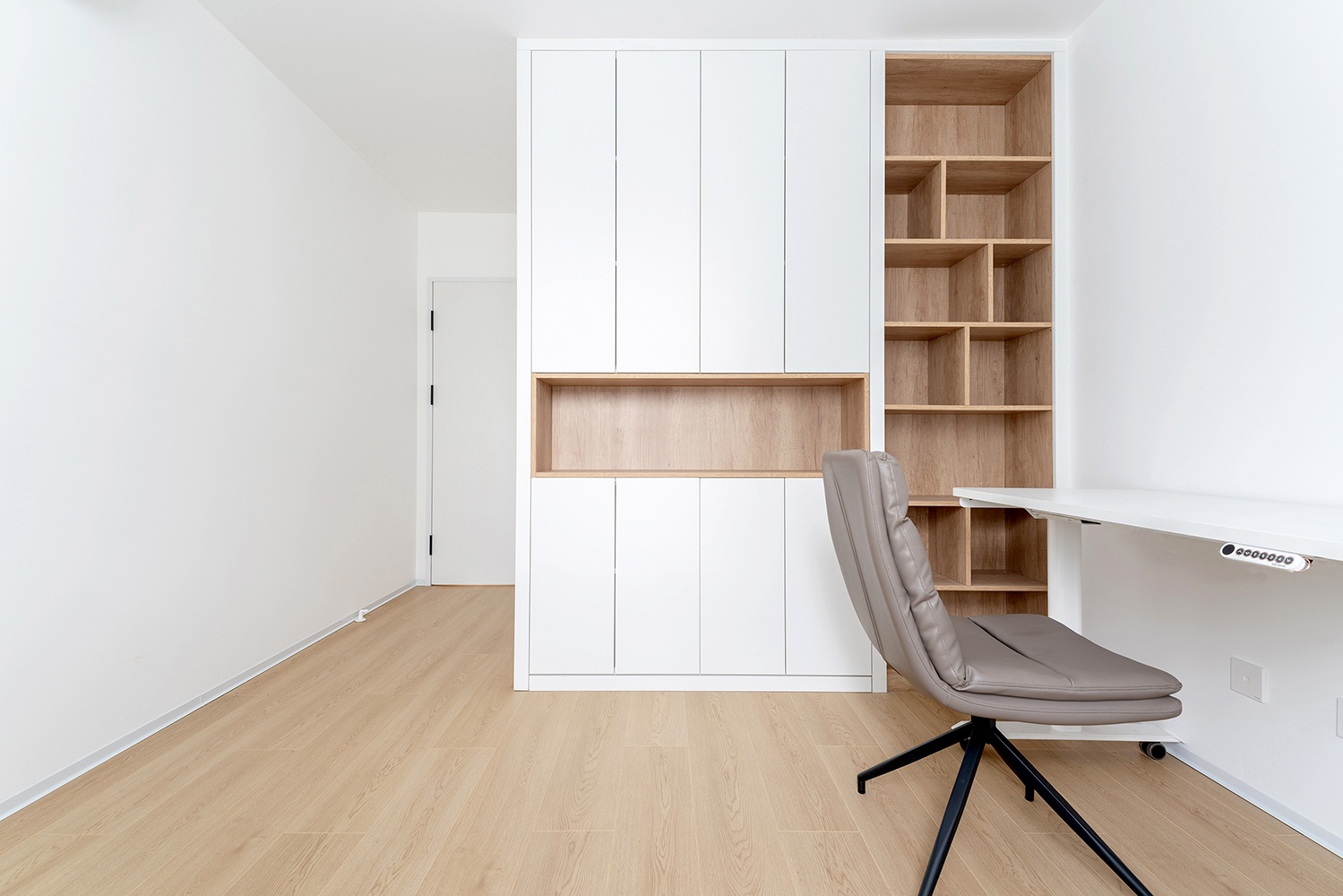 舍弃多余装饰，104㎡适老化简约风，重新定义退休生活本质-21