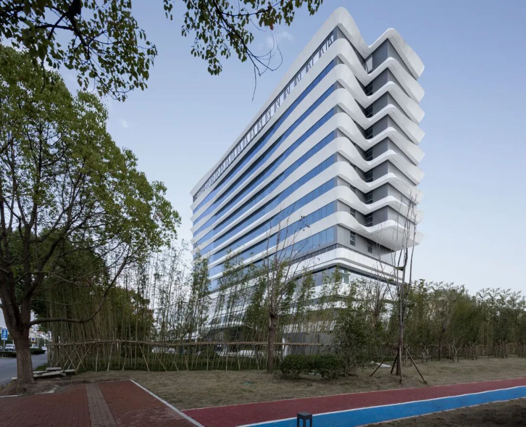 海门戴斯酒店丨中国江苏丨上海睿风建筑设计咨询有限公司-31