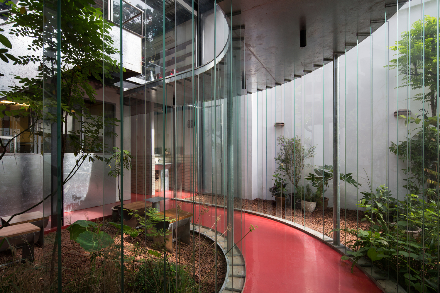 越南 Okkio Duy Tan Caffe 咖啡店设计丨越南胡志明市丨sgnhA-12