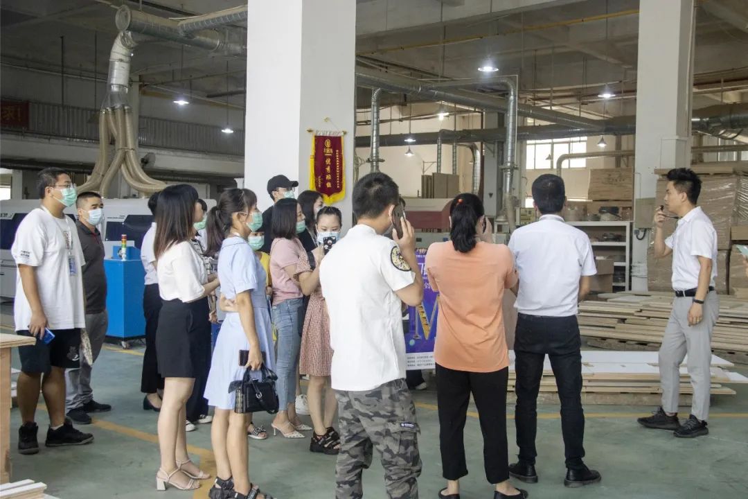 走进乔金斯,体验家居定制之美-4