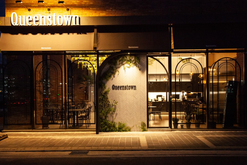 伦敦 45 平米小公寓，照明营造多元氛围-23