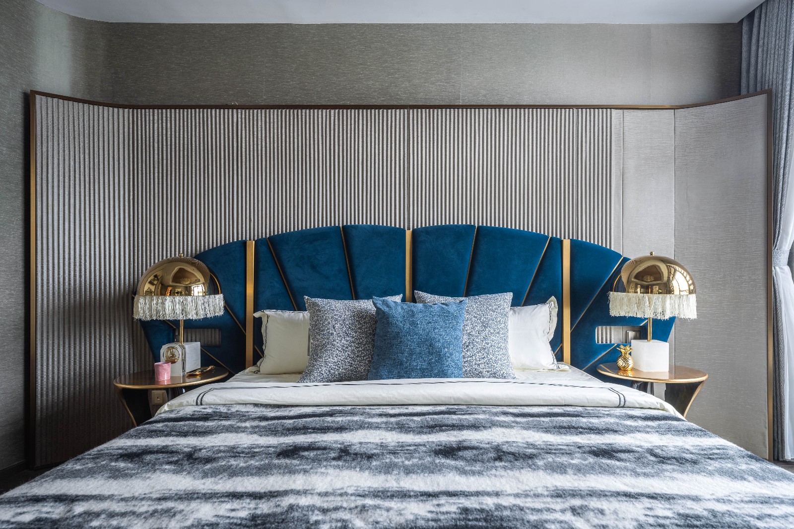 ​绿地中央公园别墅样板房-13