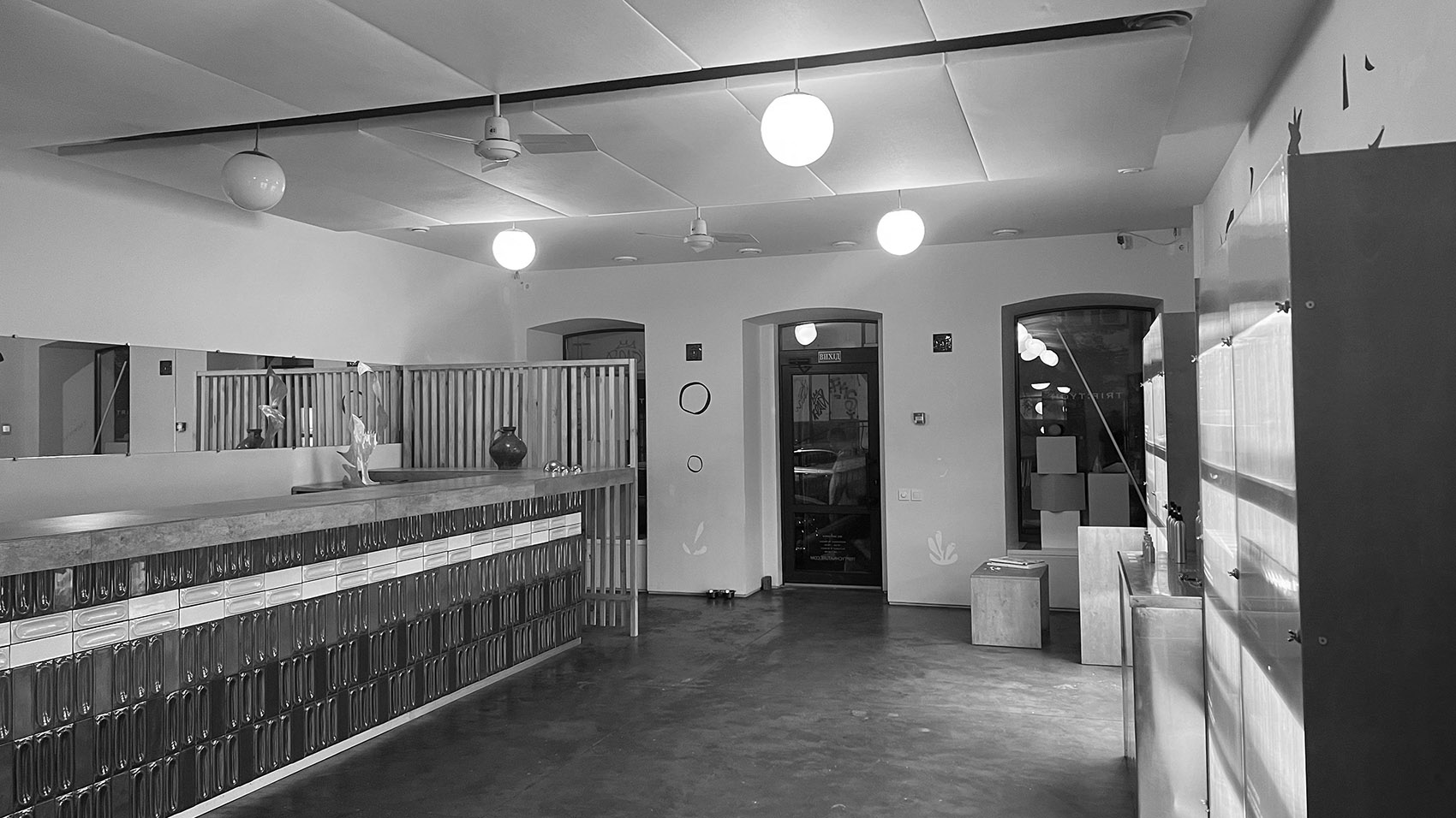 Bursa 酒吧丨乌克兰基辅丨Mirzoyan Studio-54